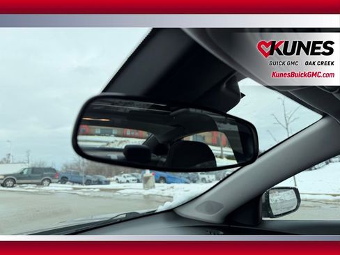 Used 2024 Chevrolet Malibu LT image 23