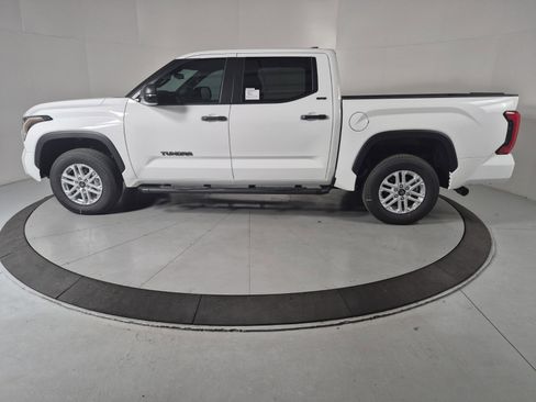 New 2026 Toyota Tundra SR5 image 2