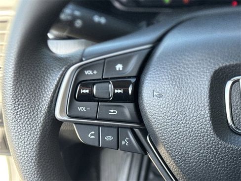 Used 2022 Honda Accord LX image 24