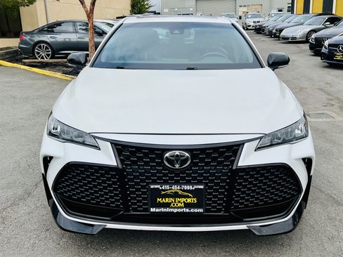 Used 2020 Toyota Avalon TRD image 2