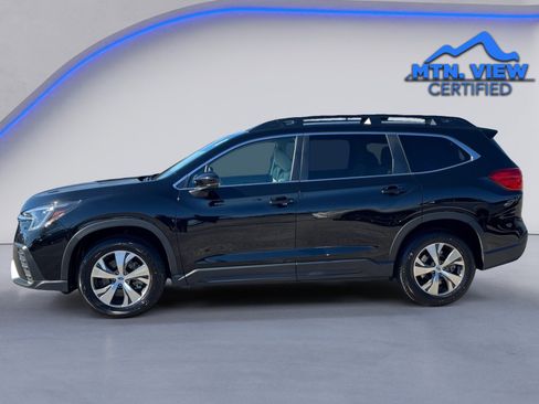 Used 2024 Subaru Ascent Premium w/ Convenience Package image 12