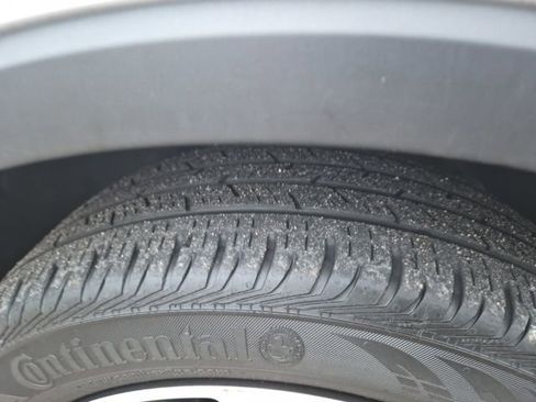 Used 2021 Buick Encore Preferred image 12