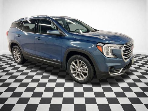 Certified 2024 GMC Terrain SLT AWD/4WD image 1