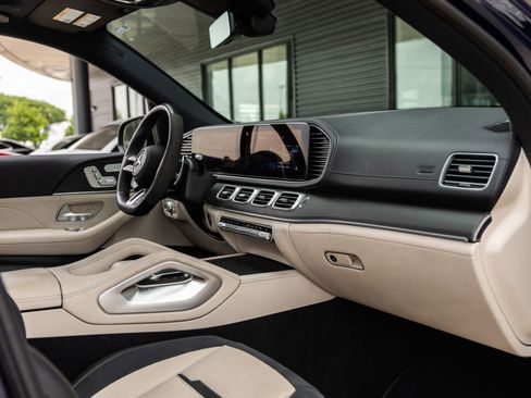 Used 2025 Mercedes-Benz GLE 53 AMG 4MATIC image 39