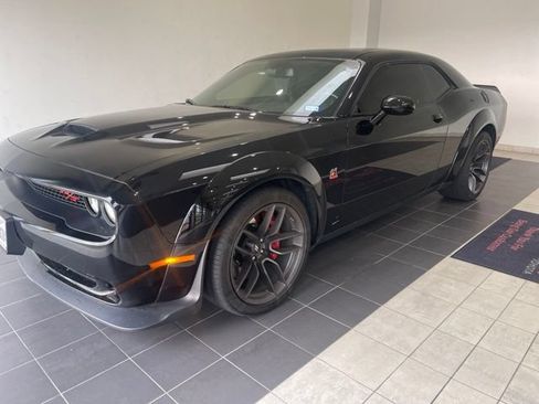 Used 2020 Dodge Challenger R/T Scat Pack RWD image 2