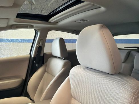Used 2018 Honda HR-V EX image 16