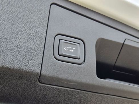 Used 2023 Cadillac XT4 Premium Luxury w/ Driver Assist Package image 31