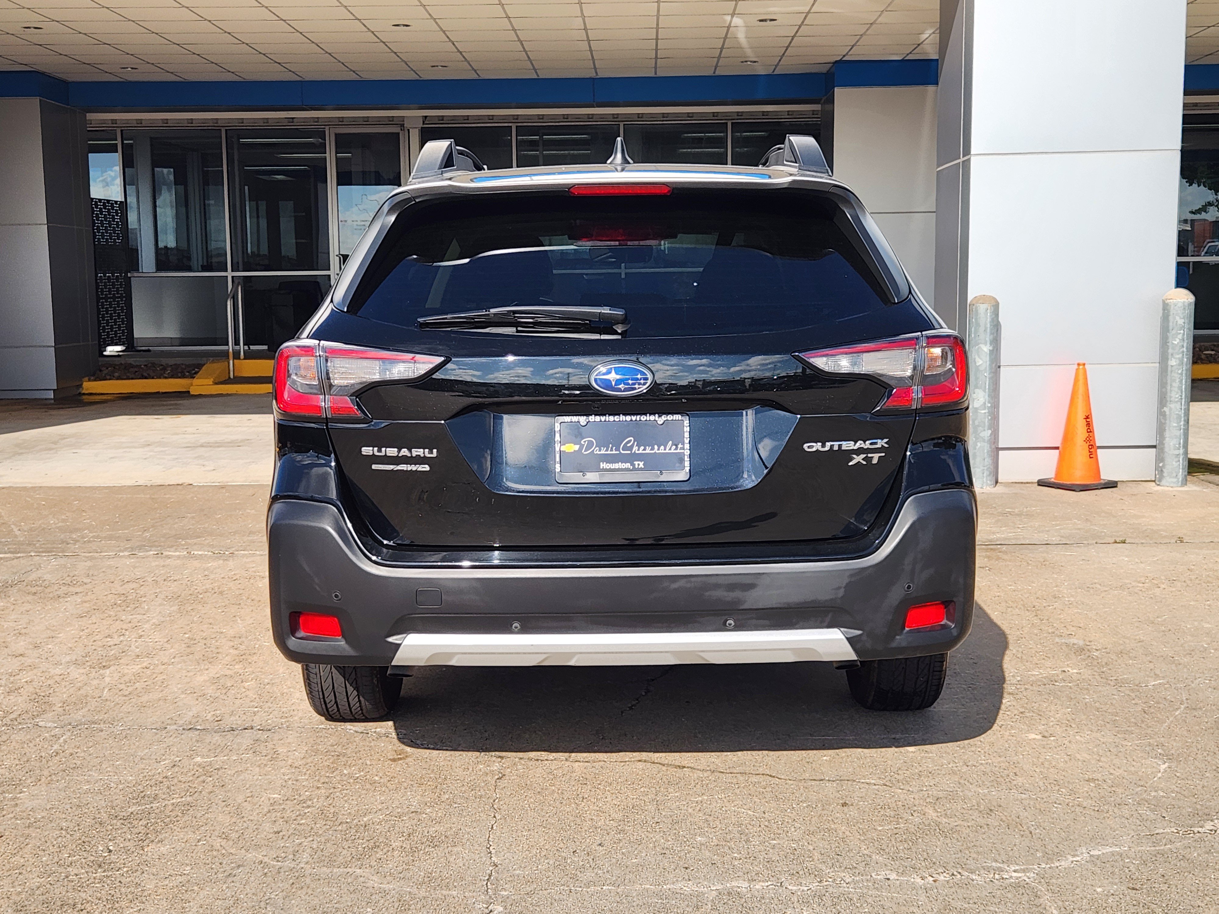 Used 2024 Subaru Outback Limited XT AWD/4WD image 7