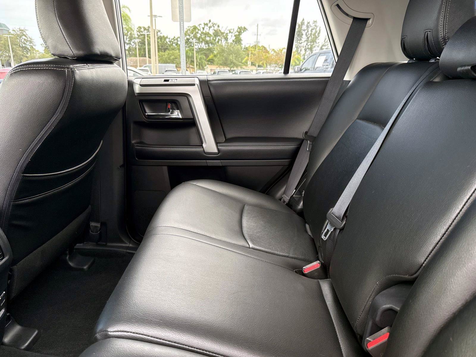 Used 2019 Toyota 4Runner SR5 AWD/4WD image 14