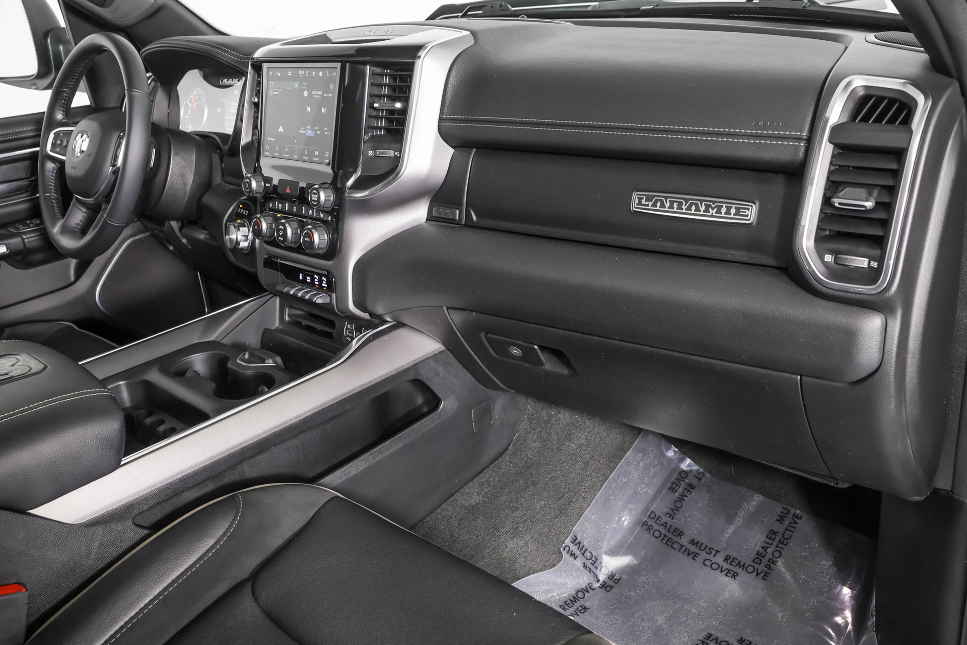 Used 2022 RAM 1500 Laramie AWD/4WD image 49