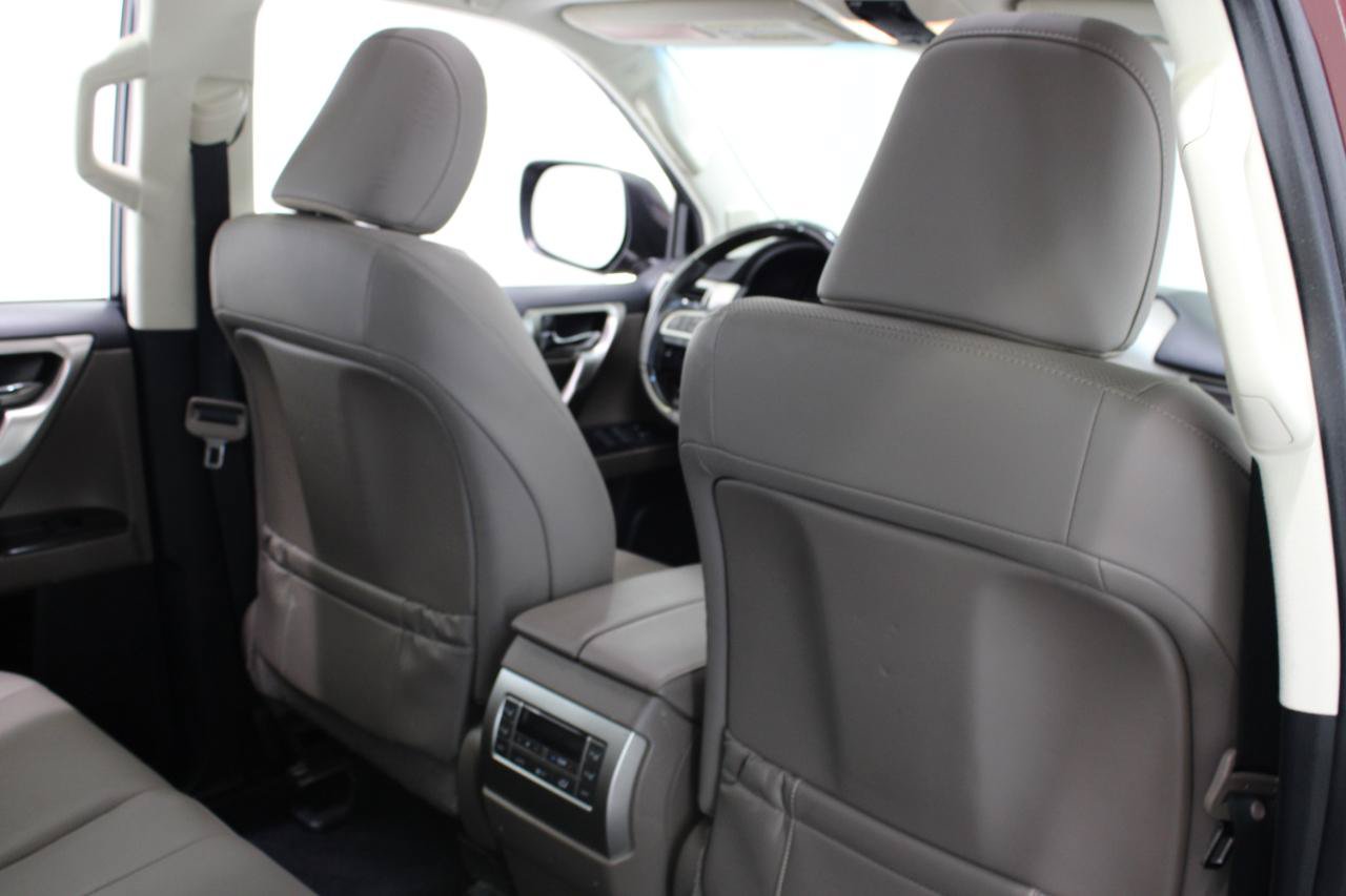 Used 2020 Lexus GX 460 Premium w/ Premium Package AWD/4WD image 42