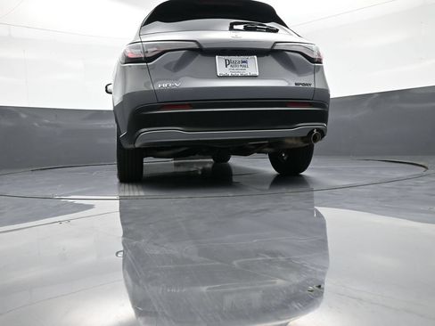 Certified 2024 Honda HR-V Sport image 29