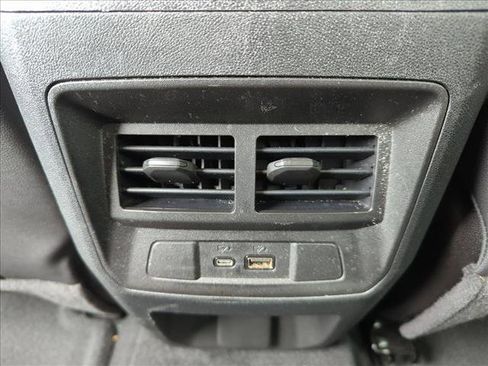 Used 2024 GMC Canyon AT4 w/ AT4 Premium Package image 16