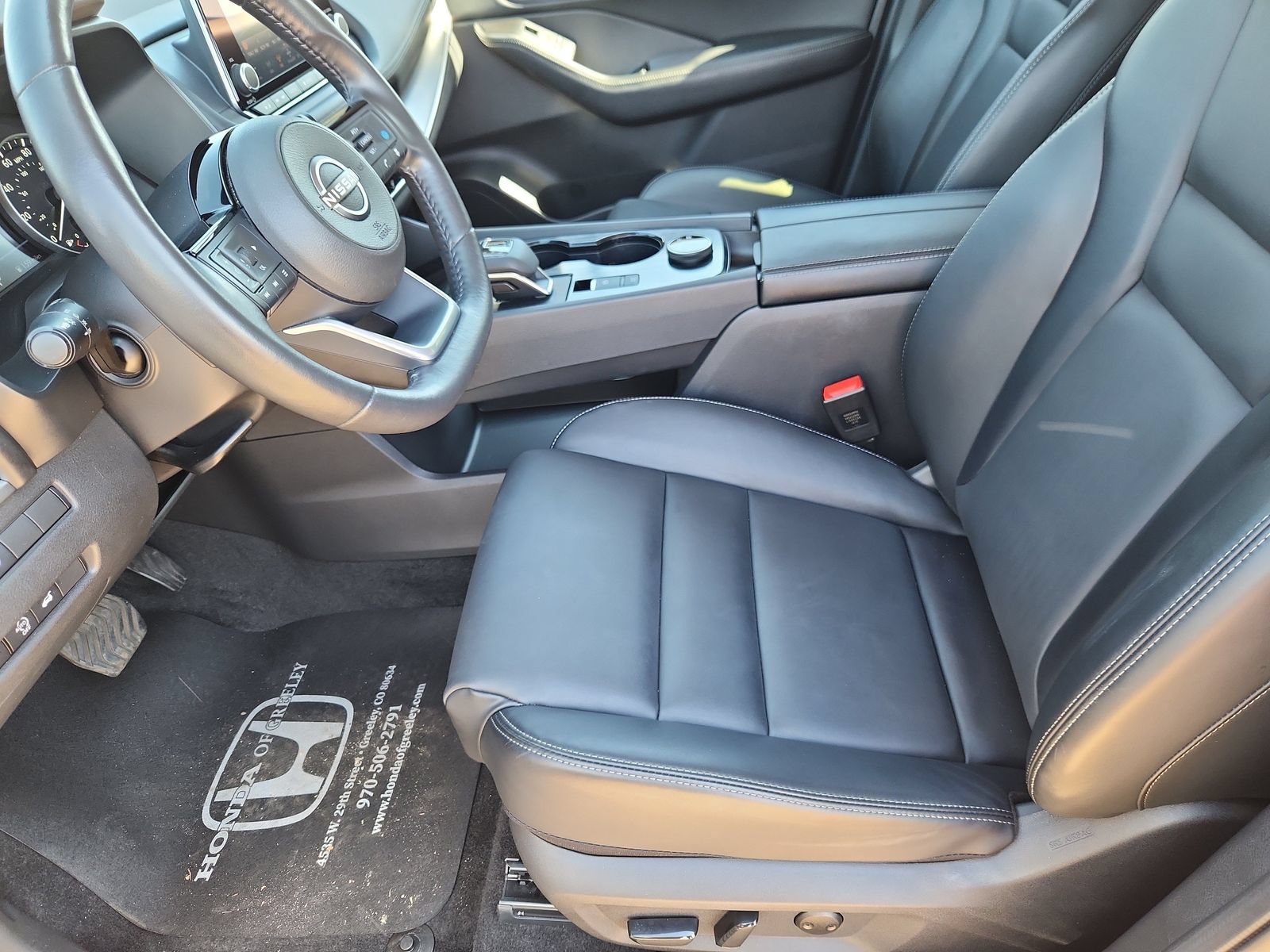 Used 2023 Nissan Rogue SV w/ SV Premium B Package AWD/4WD image 10