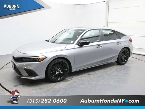 Used 2022 Honda Civic Sport image 2