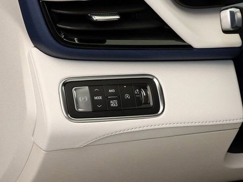 New 2026 Buick Enclave Avenir w/ Super Cruise Package image 25