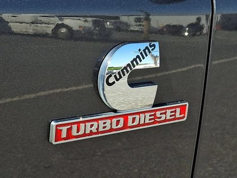 Used 2022 RAM 2500 Laramie AWD/4WD image 37