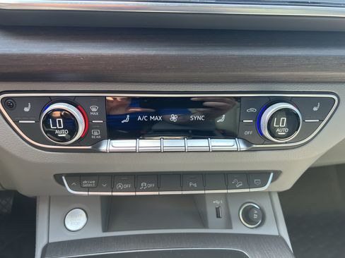 Certified 2023 Audi Q5 2.0T Premium Plus w/ Premium Plus Package AWD/4WD image 29