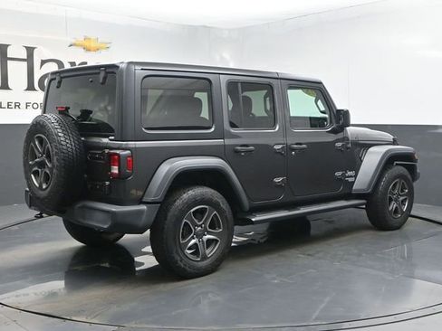 Used 2018 Jeep Wrangler Unlimited Sport S AWD/4WD image 49