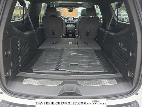 Used 2024 Chevrolet Suburban Premier AWD/4WD image 36