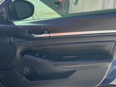 Used 2023 Nissan Altima 2.5 SR w/ SR Premium Package image 15