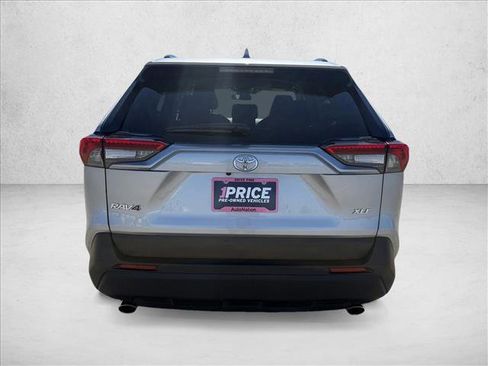 Used 2025 Toyota RAV4 XLE w/ Weather Package FWD image 6