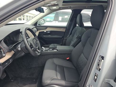 Used 2026 Volvo XC90 B6 Plus AWD/4WD image 7