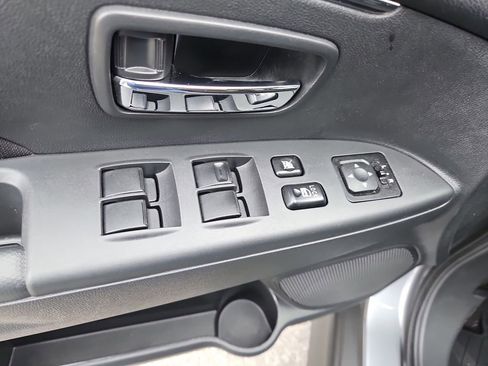 Used 2024 Mitsubishi Outlander Sport SE image 17