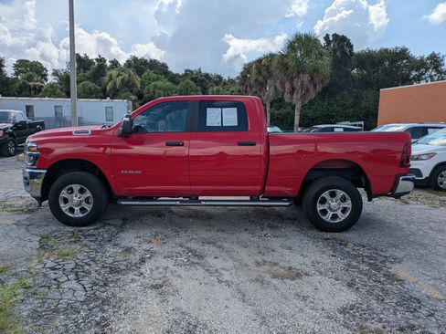 Used 2026 RAM 2500 Big Horn AWD/4WD image 8