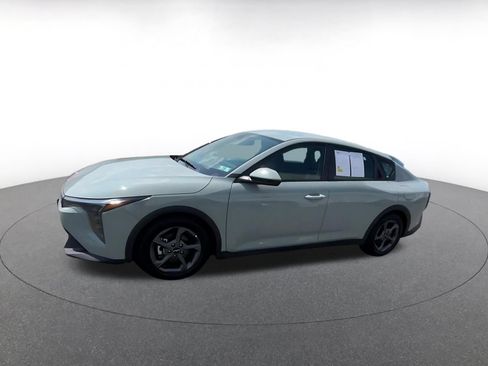 Used 2025 Kia K4 FWD image 6