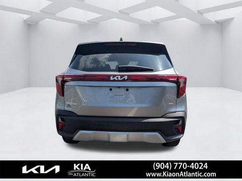 Used 2026 Kia Seltos LX AWD/4WD image 4
