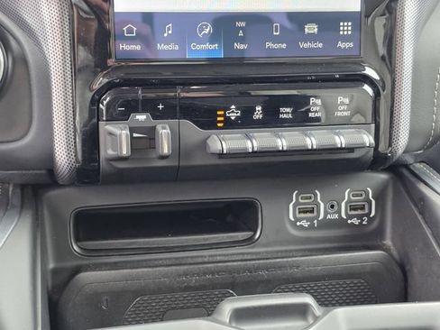 Used 2022 RAM 1500 Limited AWD/4WD image 22