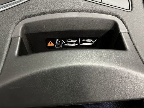 Used 2023 Cadillac XT6 Sport image 28