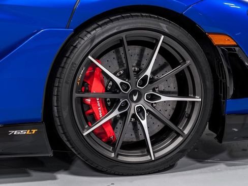 Used 2021 McLaren 765LT image 40