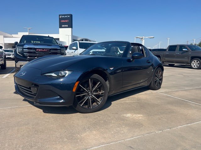 Used 2025 MAZDA MX-5 Miata RF Grand Touring RWD image 2