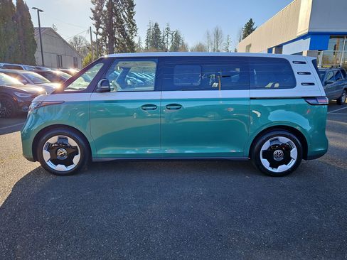 New 2025 Volkswagen ID. Buzz Pro S Plus image 2