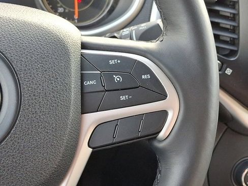 Certified 2018 Jeep Cherokee Limited image 26