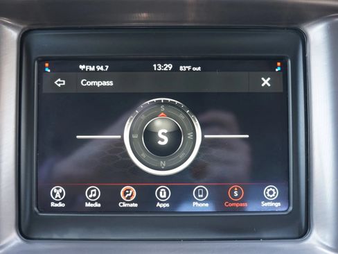 Used 2022 Dodge Charger SXT RWD image 18