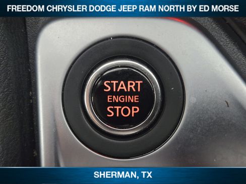 Used 2025 Nissan Sentra SR image 15