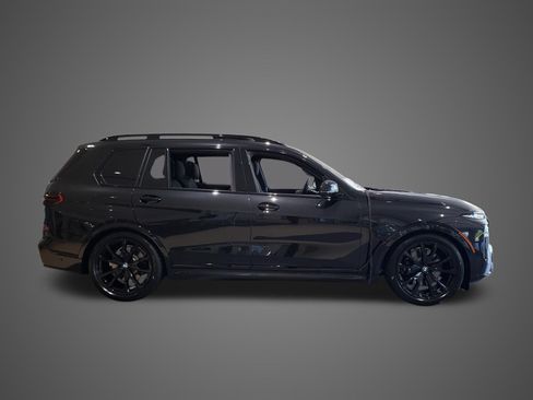 New 2027 BMW X7 xDrive40i w/ M Sport Package AWD/4WD image 5
