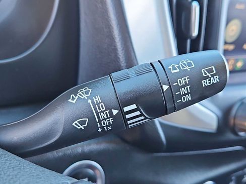 Used 2022 GMC Terrain SLT image 26