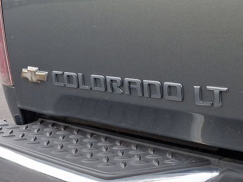 Used 2010 Chevrolet Colorado LT AWD/4WD image 10