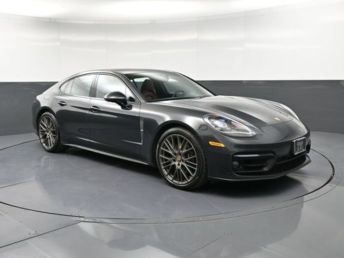 Certified 2023 Porsche Panamera 4 Platinum Edition image 10
