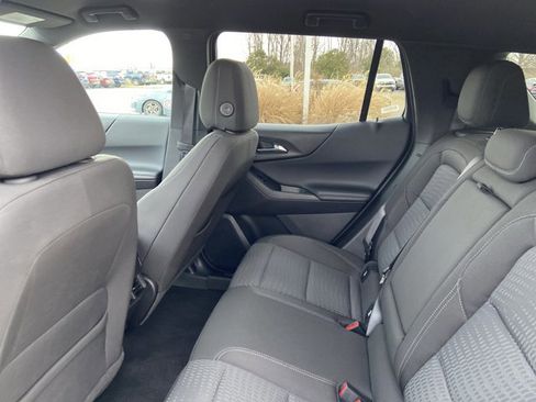 Used 2025 Chevrolet Equinox LT image 16