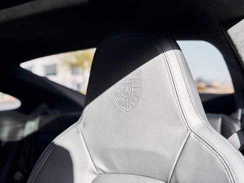 Used 2024 Porsche 911 Turbo image 42