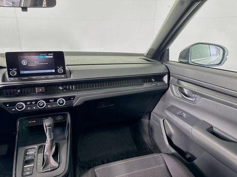 Used 2025 Honda CR-V Sport image 23