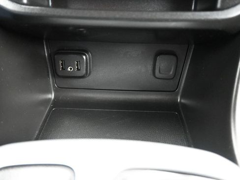 Used 2021 Chevrolet Colorado LT w/ Safety Package image 21