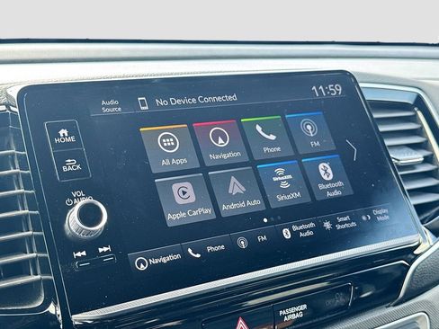 Used 2025 Honda Ridgeline TrailSport image 15