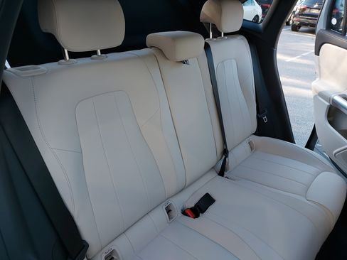 Certified 2025 Mercedes-Benz GLA 250 image 13