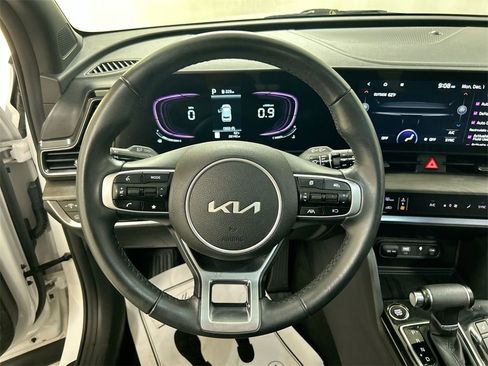 Certified 2023 Kia Sportage X-Line w/ X-Line Premium Package image 4